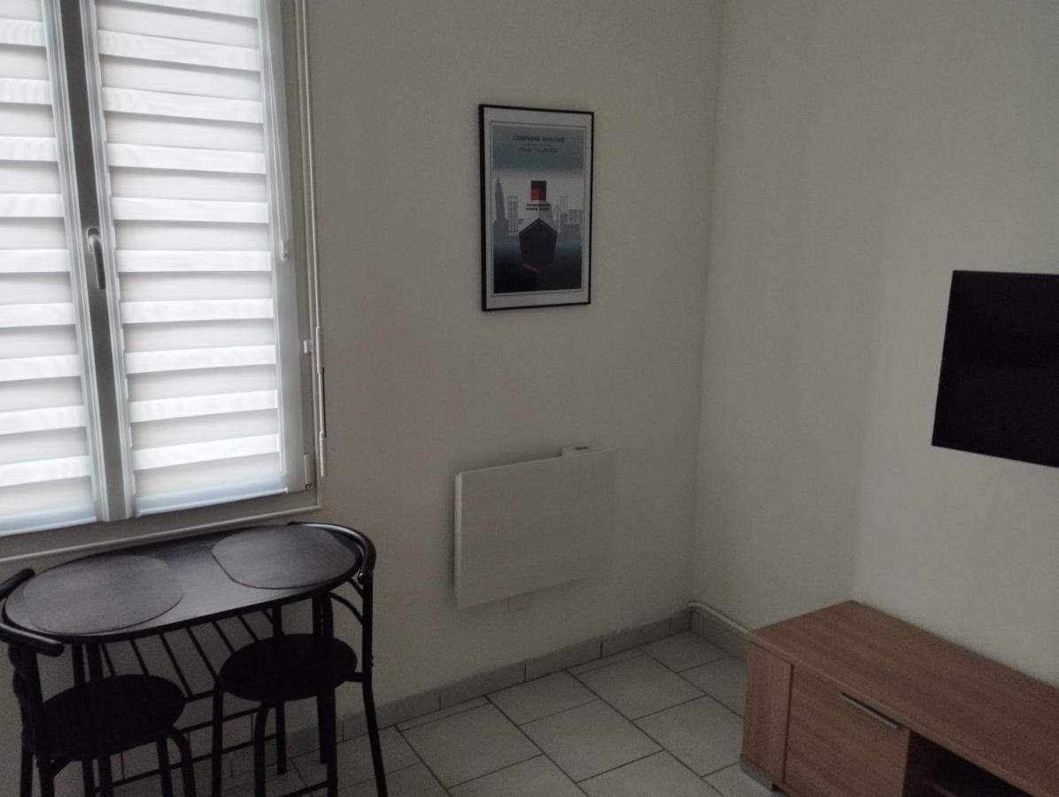 Appartement Canape Lit Netflix Prime Video Dazn Wifi Le Havre
