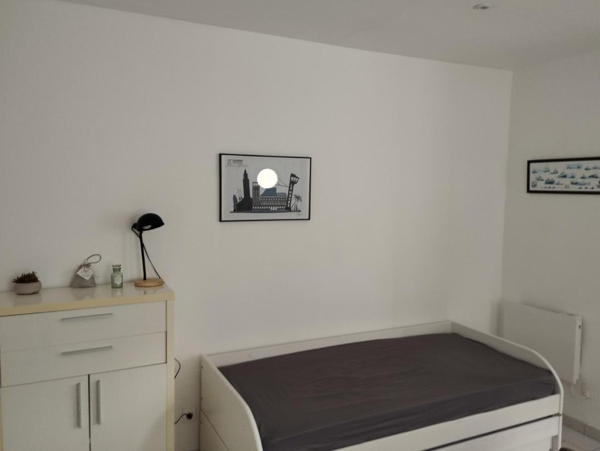 Canape Lit Netflix Prime Video Dazn Wifi Appartement